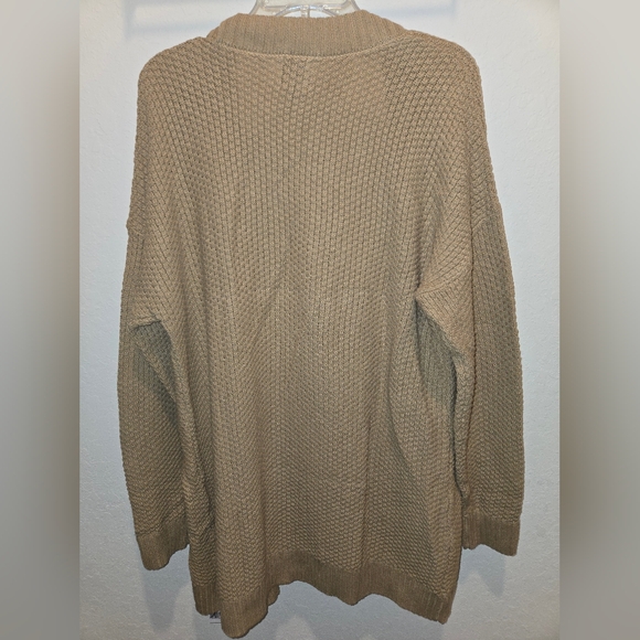 GAP Cardigan Sweater - Picture 3 of 5